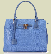 Luxury fashion handbags manufacturers, Italian designed women and men handbags manufacturing industry only Italian leather private label women and men purses for worldwide distributors, we guarantee Italian designed handbags collection and high quality handmade fashion handbags for high quality markets, women fashion handbag, high end women classic purse, classic men handbag for wholesale distributors in Italy, Germany, England, United States business, UAE, Saudi Arabia, France handbag market and Latin America fashion distributors